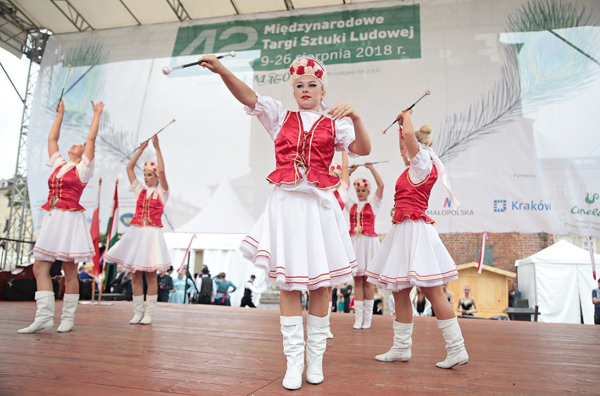 Pokazy i smakołyki od "Bratanków" czyli węgierski dzień na targach ludowych