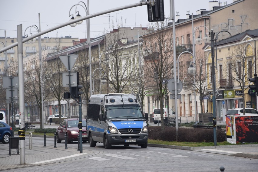 Aleje NMP w Częstochowie, 29 marca 2020 roku....