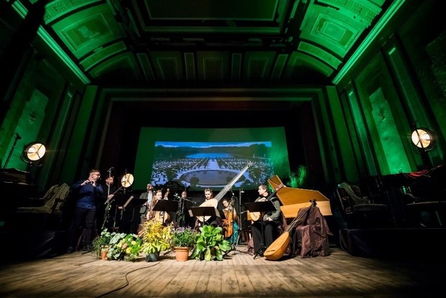 Podczas koncertu Bydgoskiej Sceny Barokowej  w sobotni wieczór (23 października 2021) sześciorgu śpiewakom towarzyszyć będzie bydgoski zespół Intemperata