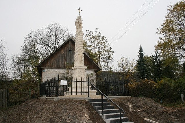 Kapliczka w Boczkowicach po renowacji