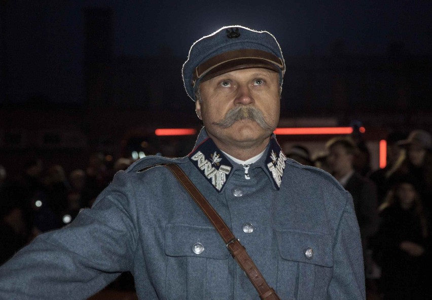 Marszałek Piłsudski wjechał do Łap. Inscenizacja historyczna na święto odzyskania niepodległości 
