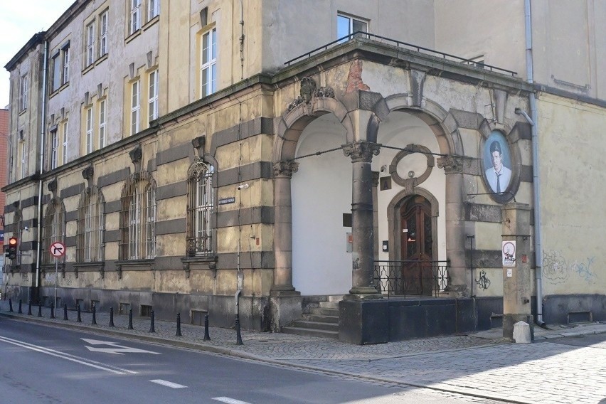 Budynek Poczty Paczkowej.