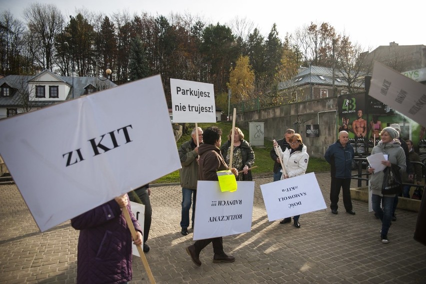 Protest mieszkańców na ul. Kalwaryjskiej