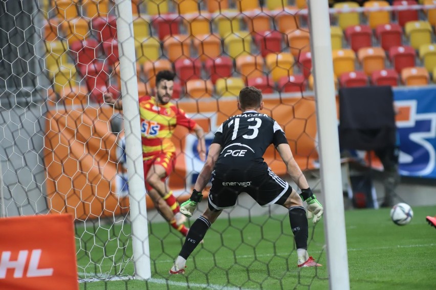 Jagiellonia znów gubi punkty. Pudła Żyry w debiucie