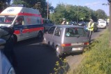 Zderzenie trzech aut w Opolu. Dwie osoby odwieziono do szpitala