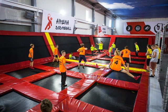 Park trampolin JumpWorld jest podzielony na kilka stref aktywności, wśród których każdy znajdzie coś dla siebie. 