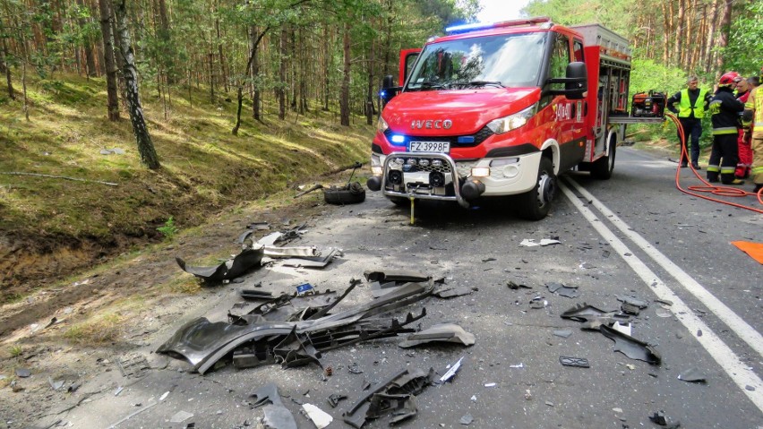 Wypadek w gminie Nowogród Bobrzański. Nie żyje kierowca. Co...