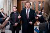 "Na poboczu" - czteroodcinkowy thriller polityczny z Hugh Laurie w roli głównej już w HBO i HBO GO 