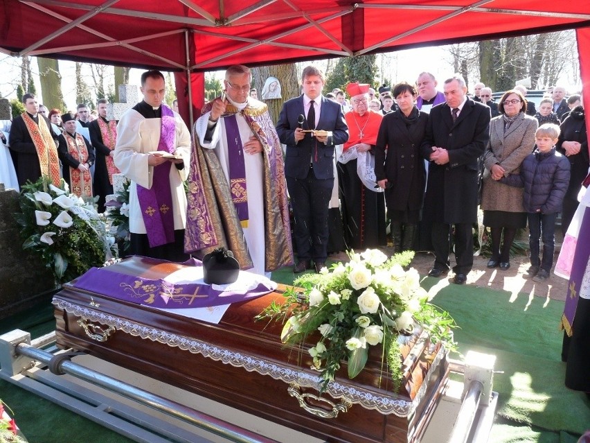 Pogrzeb ks. Janusza Czarnego