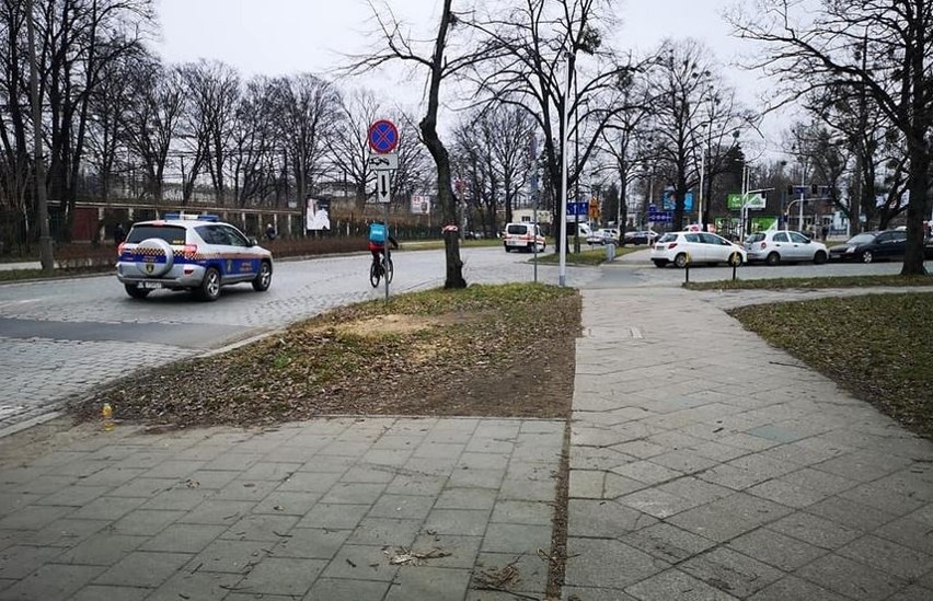 Wzdłuż ulicy Suchej we Wrocławiu powstaną ścieżki rowerowe.