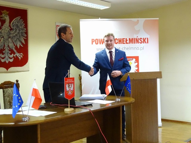 Aleksander Peszka zasiadł wczoraj (29.09.2021) pierwszy raz w Radzie Powiatu Chełmińskiego