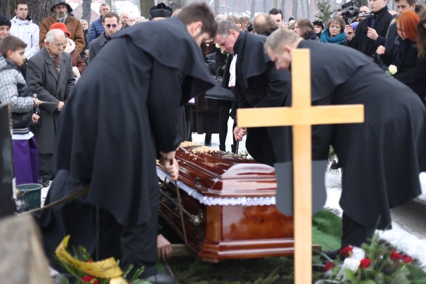 Pogrzeb Jana "Kyksa" Skrzeka w Siemianowicach Śl. [ZDJĘCIA, WIDEO] Pogrzeb Jana Skrzeka