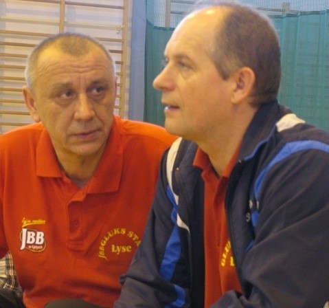 Szkoleniowcy JBB Start Piotr Wysmułek i Grzegorz Fabiszewski mają powody do zadowolenia.