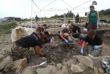 Wrocławscy naukowcy dokopali się do śladów z epoki brązu i neolitu [ZDJĘCIA]