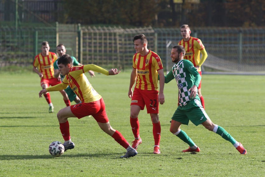 3 liga. Korona II Kielce wysoko przegrała z Wisłoką Dębica (ZDJĘCIA)