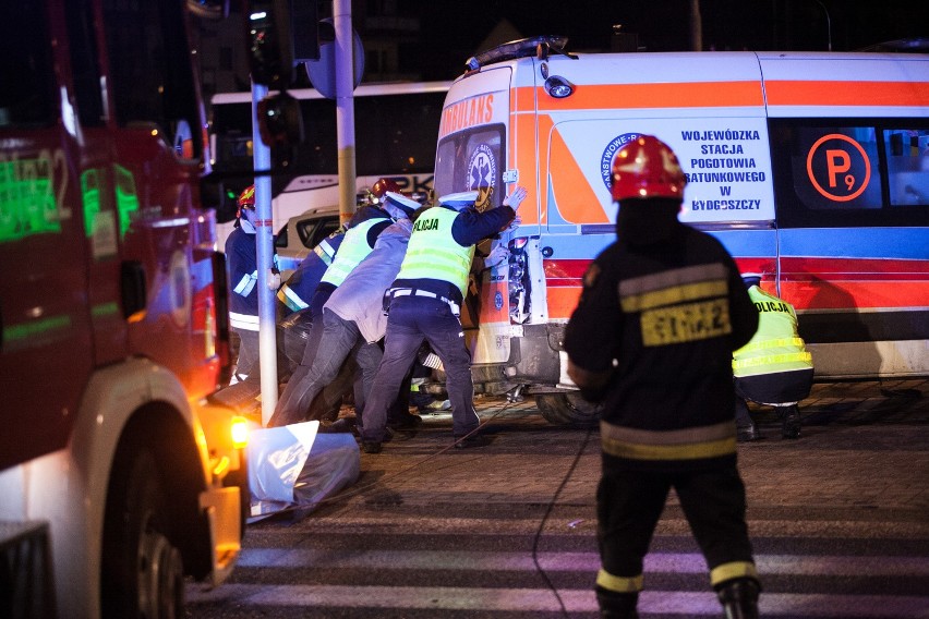 Około godz. 19.00 na ul. Fordońskiej, na wysokości Mostu...