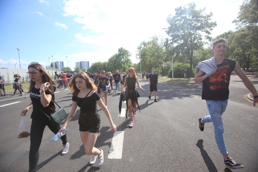 Guns N' Roses: kolejka do wejścia na stadion