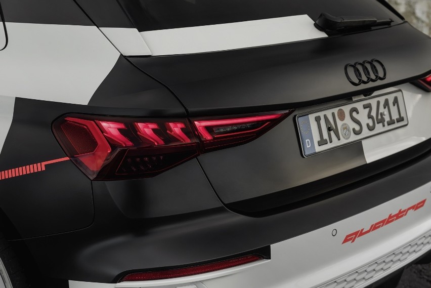 Audi A3 Sportback czwartej generacji jeszcze w masującym...