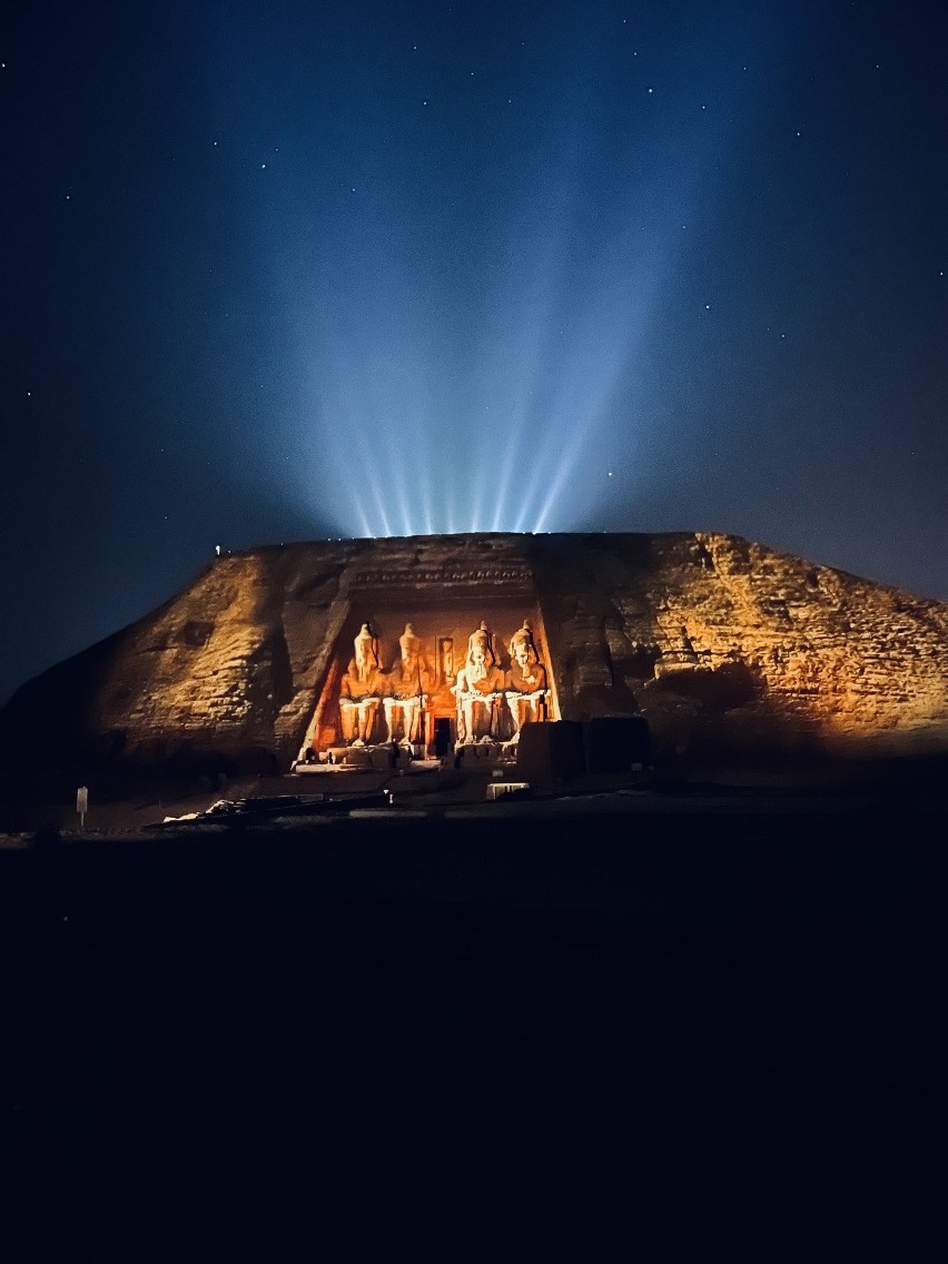 „Abu Simbel: świątynie nad Nilem” oraz „Piramidy w Gizie: sięgnąć do gwiazd” na Polsat Viasat History