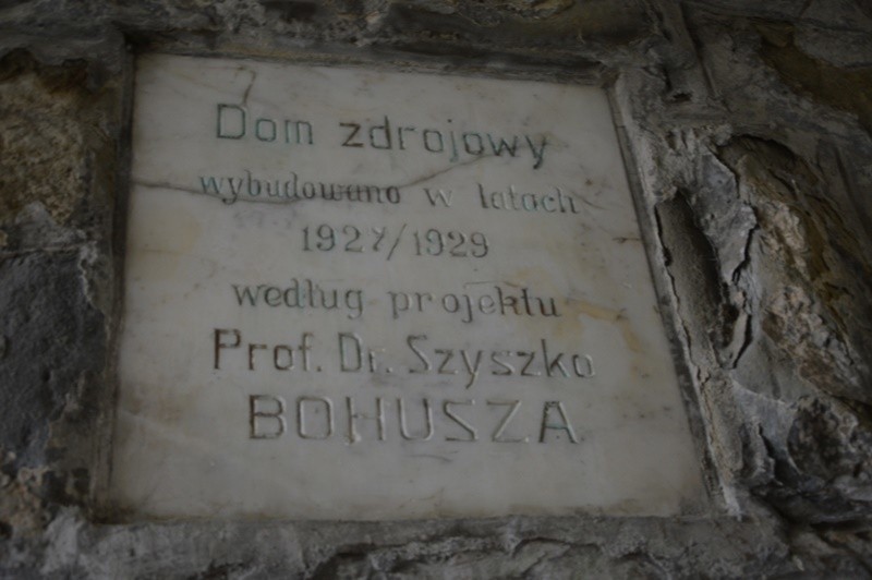 Żegiestów. Dom Zdrojowy - symbol małopolskich uzdrowisk w upadku [ZDJĘCIA]