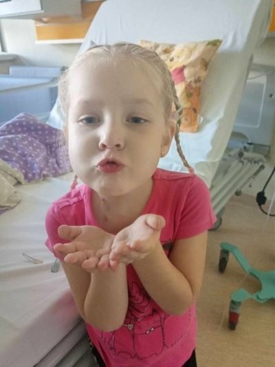 Czteroletnia Maja Gręda z Sędziszowa potrzebuje naszej pomocy! Ostra białaczka wywróciła życie dziewczynki do góry nogami. Zobacz zdjęcia