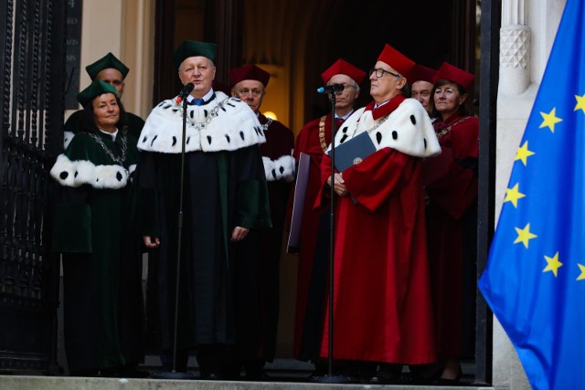 Profesorowie Tadeusz Słomka i Wojciech Nowak otrzymali tytuły Małopolanina 2020 roku.