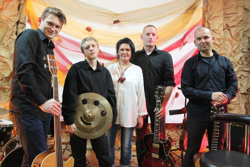  Koncert  Henya, wokalistki zespołów big-bitowych  w Aleksandrowie Kujawskim 