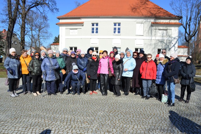 Spacer wzdłuż murów obronnych Żagania.