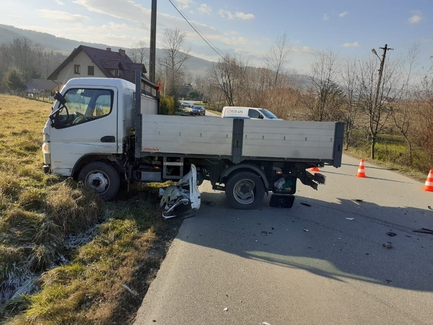 Jasienica. Wypadek na drodze powiatowej. Wyglądało bardzo groźnie...