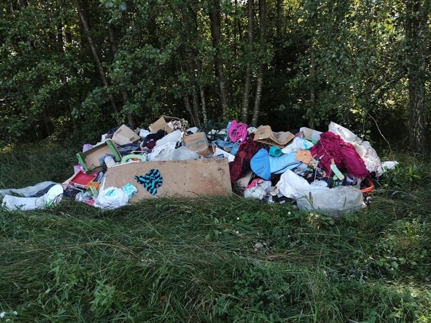 Nielegalne wysypisko w gminie Kulesze Kościelne