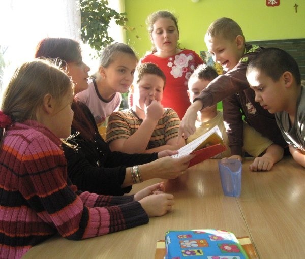 We wtorek na lekcje do szkoły w Moszczance koło Prudnika nie przyszło ośmiu trzecioklasistów.