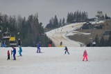 Sezon narciarski na Podhalu na finiszu. Stacje narciarskie zamykają się. Brak śniegu