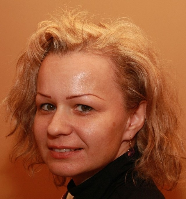 Agnieszka Jamrowska ma 41 lat, mieszka w Skierzynie.