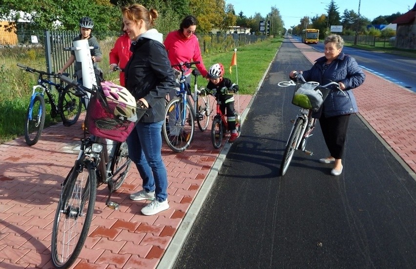 Ścieżka dla rowerzystów i pieszych połączy Guzew i Gospodarz