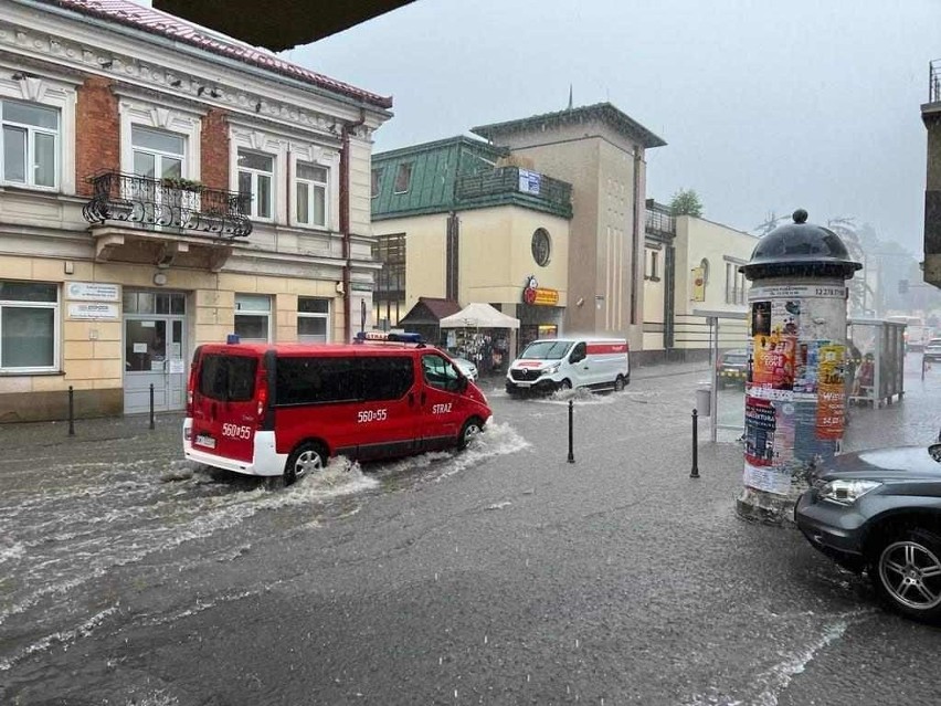 Wieliczka zalana ulica Słowackiego