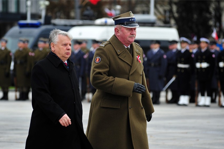 Święto Niepodległości 2015. Uroczystości na placu...