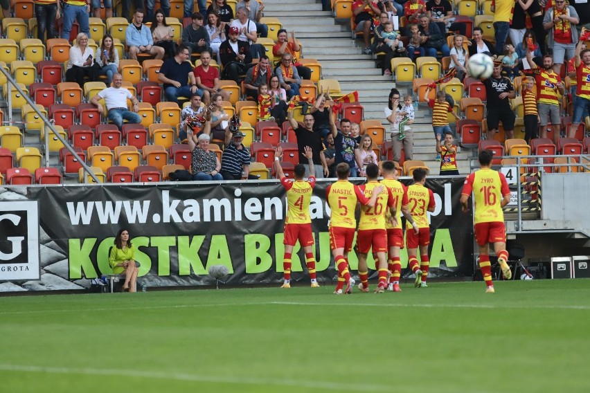 Jagiellonia znów gubi punkty. Pudła Żyry w debiucie