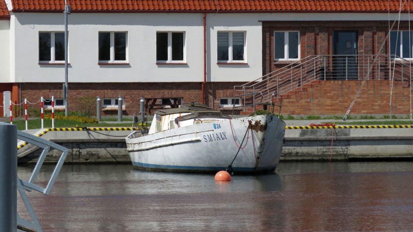 Jacht "Śmiały" również ofiarą koronawirusa. Czeka na remont i sponsorów. Zobacz zdjęcia i wideo