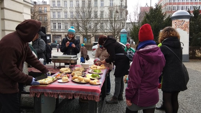 Pogrzeb Zimy i Rowerowe Przywitanie Wiosny w Poznaniu