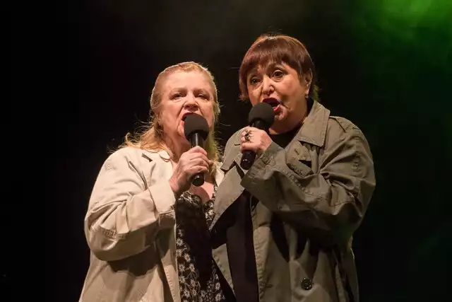 Stanisława Celińska i Krystyna Tkacz na scenie kina Forum