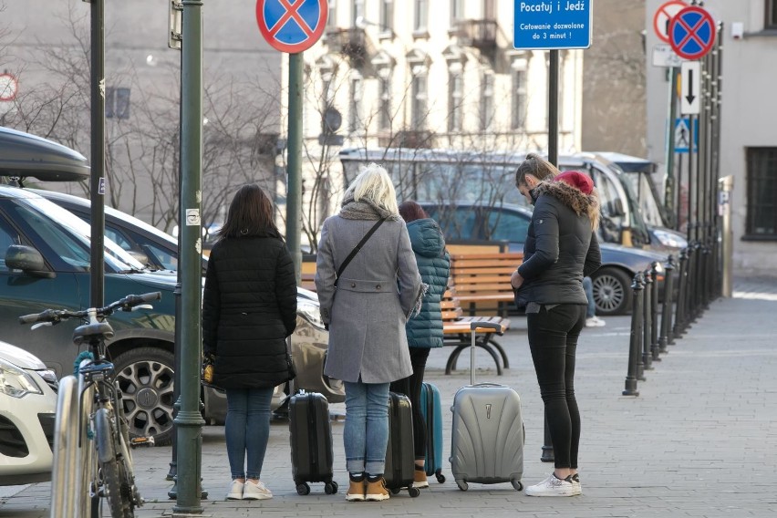 Koronawirus w Krakowie. Zanika turystyka pod Wawelem. Biura podróży na skraju bankructwa