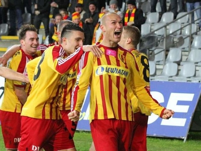 Młoda Jagiellonia rozbiła Koronę Kielce 4:0. Mecz odbył się w sobotę w Juchnowcu.