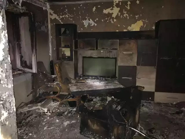 Pokój, w którym doszło do pożaru, spłonął doszczętnie. 