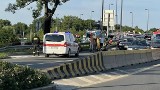 Kraków. Zderzenie jadącego skuterem z autem na al. 29 Listopada