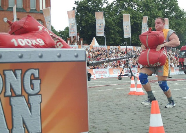 Zawody Strong Man w Słupsku odbywały się już w 2003 roku