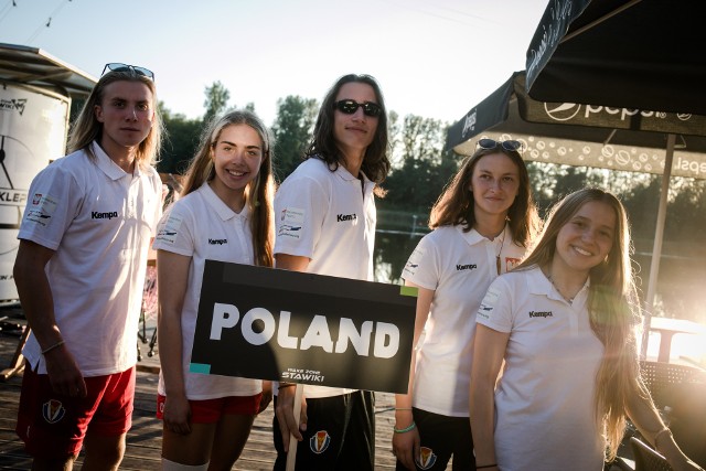 Reprezentanci Polski na MŚ w narciarstwie wodnym w Sosnowcu    Zobacz kolejne zdjęcia. Przesuwaj zdjęcia w prawo - naciśnij strzałkę lub przycisk NASTĘPNE 
