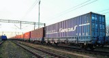 Kolej wozi coraz więcej towarów, składy startują w Łodzi, jadą do Włoch i Chin