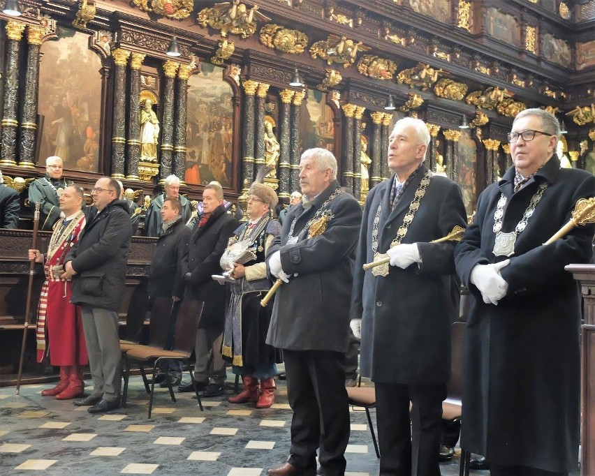 Medale św. Józefa dla marszałka Jacka Krupy i mistrza kominiarskiego Henryka Kawalca