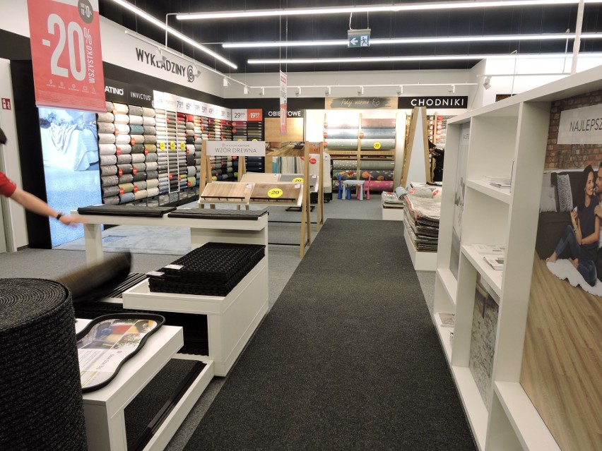 Otwarcie Bursztynowa Park w Ostrołęce: tak wyglądają sklepy Decathlon, Media Markt, Smyk, Jysk, Komfort i Komfort Łazienki [ZDJĘCIA+WIDEO]