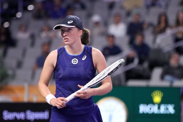 W nocy z soboty na niedzielę Iga Świątek rozegra swój ostatni mecz w grupie podczas tegorocznych finałów WTA w Fort Worth